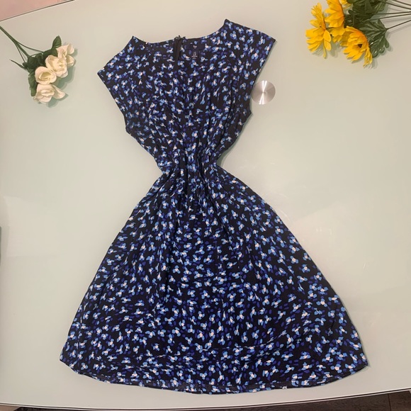 Gap Pattern Dress - Picture 1 of 2
